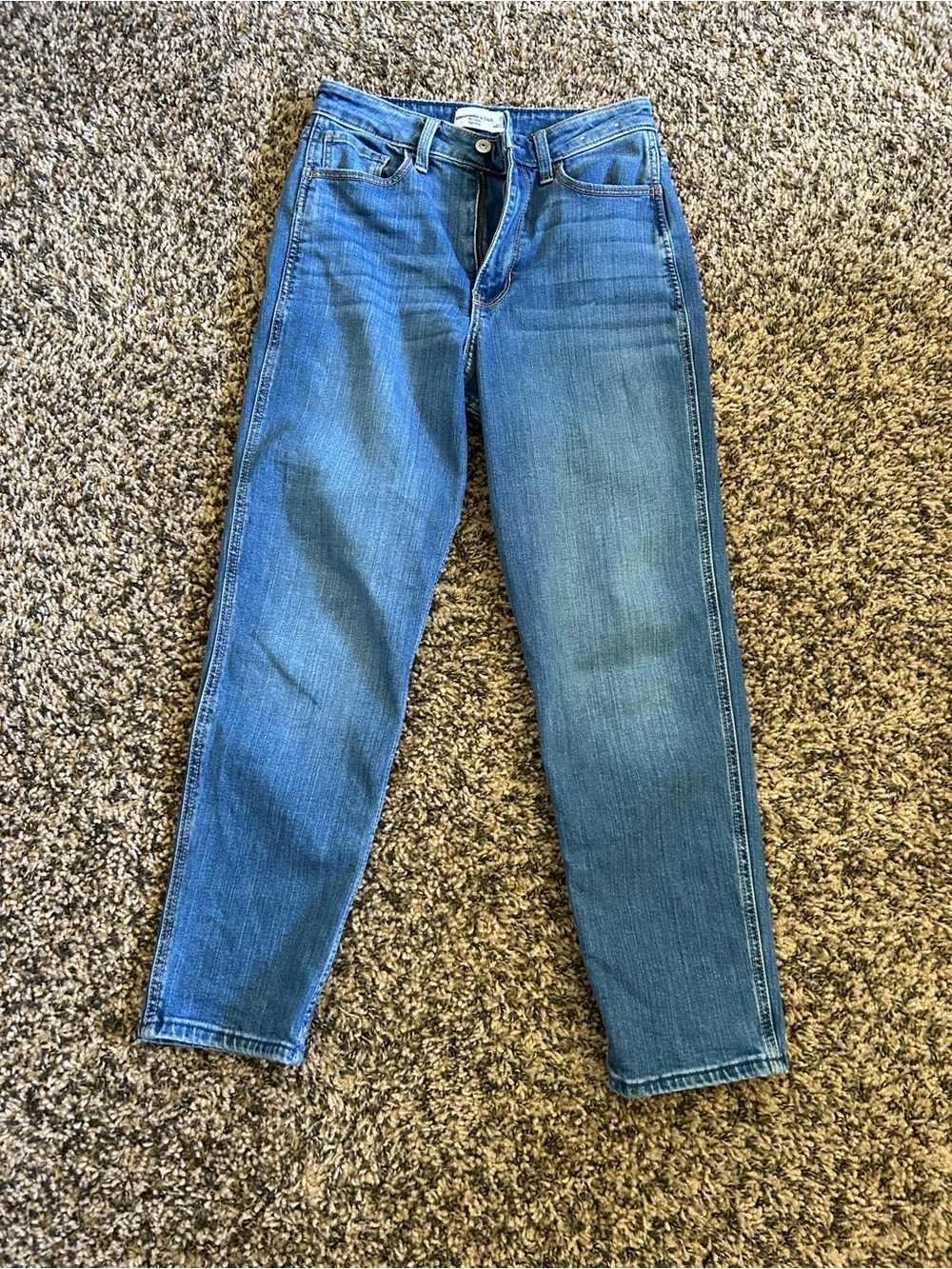 Abercrombie & Fitch women’s The Mom High Rise jeans